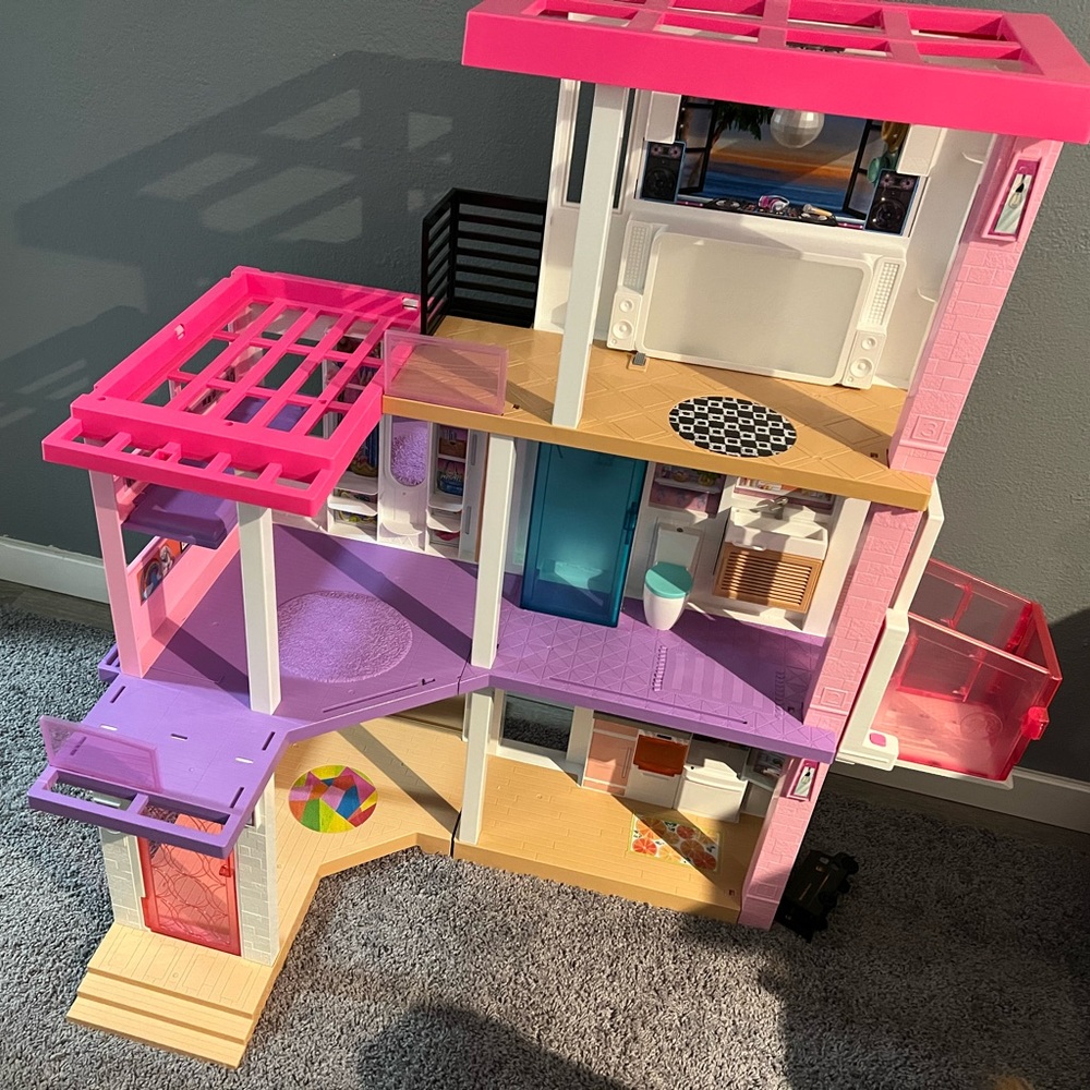 Barbie Dreamhouse and accessories